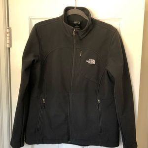 North Face - Women’s Soft Shell Size L